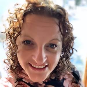 Meet your Posher, Hope